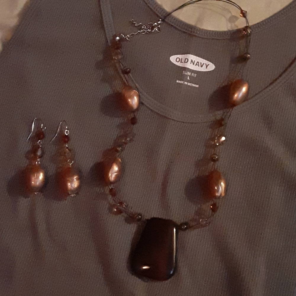 Necklace with pair of earring